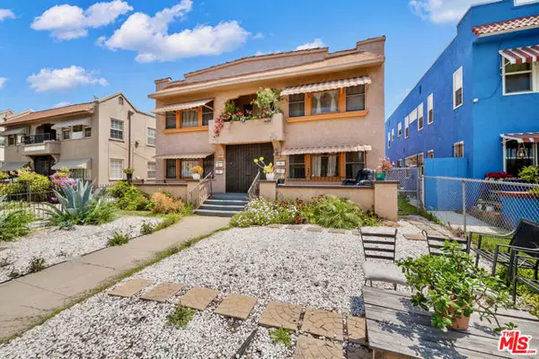 3110 Raymond Avenue, Los Angeles, CA 90007