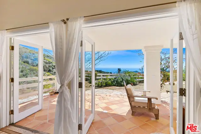 2302 Latigo Canyon Road, Malibu, CA 90265 - Image #1