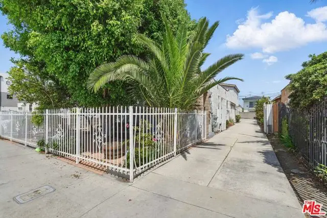 2108 Hauser Boulevard, Los Angeles, CA 90016 - Image #1