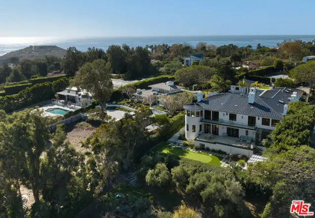 7052 Dume Drive, Malibu, CA 90265 - Image #2
