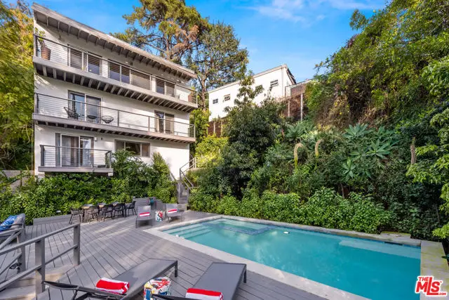 2753 La Cuesta Drive, Los Angeles, CA 90046 - Image #2