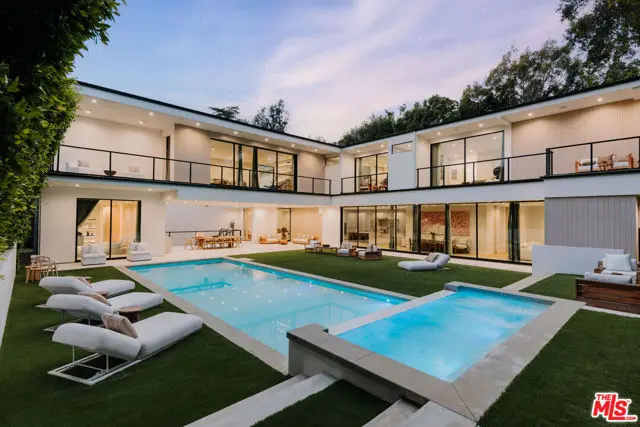 260 S Canyon View Drive, Los Angeles, CA 90049 - Image #1