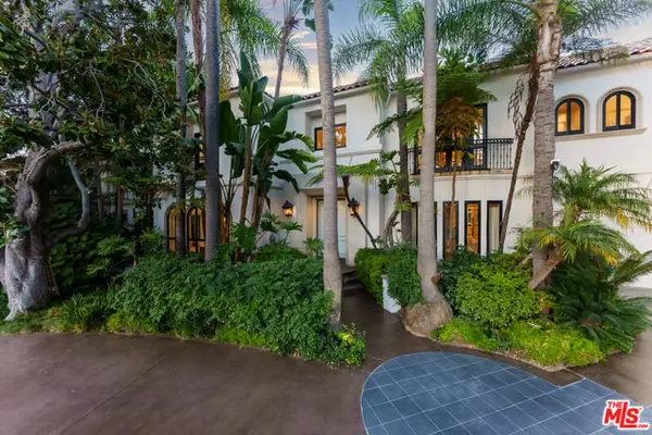812 N Bedford Drive, Beverly Hills, CA 90210