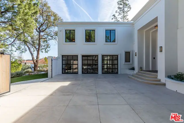 12000 Crest Court, Beverly Hills, CA 90210 - Image #2