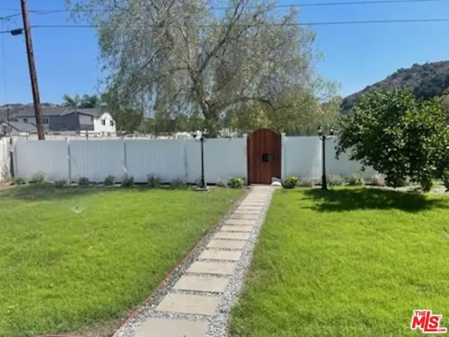 9029 Wildwood Avenue, Sun Valley, CA 91352 - #2