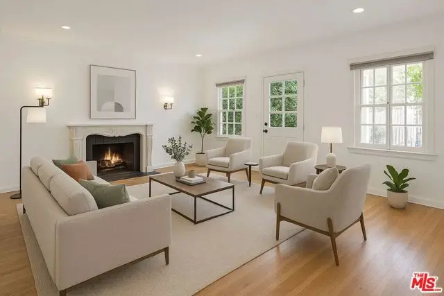 14235 Greenleaf Street, Sherman Oaks, CA 91423 - Image #2