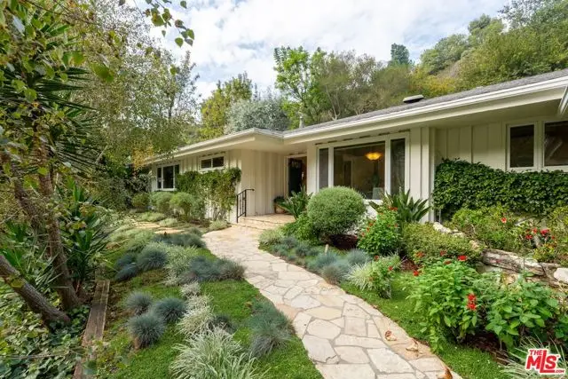2717 Ellison Drive, Beverly Hills, CA 90210 - Image #1
