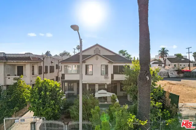 1011 N N Heliotrope Drive, Los Angeles, CA 90029 - Image #2