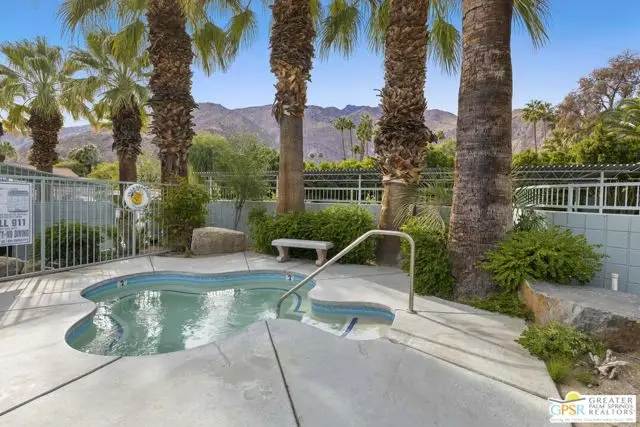 155 W Hermosa Place #4, Palm Springs, CA 92262 - Image #2