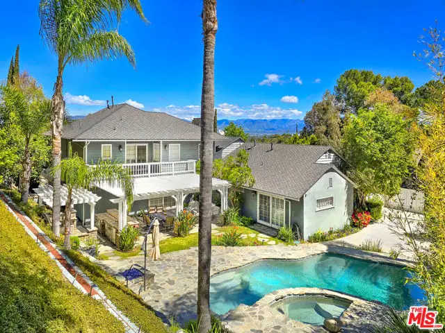 3690 Crownridge Drive, Sherman Oaks, CA 91403 - Image #3