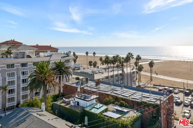 7 Vicente Terrace, Santa Monica, CA 90401 - Image #1