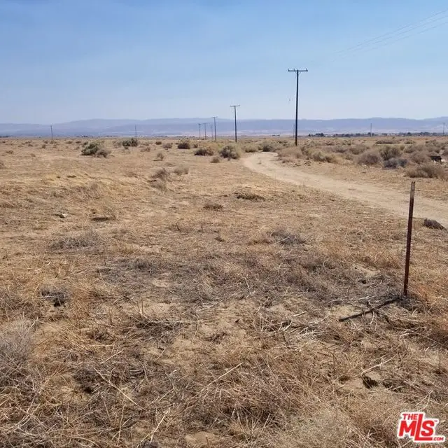 75 W Avenue D-12, Lancaster, CA 93536 - Image #2