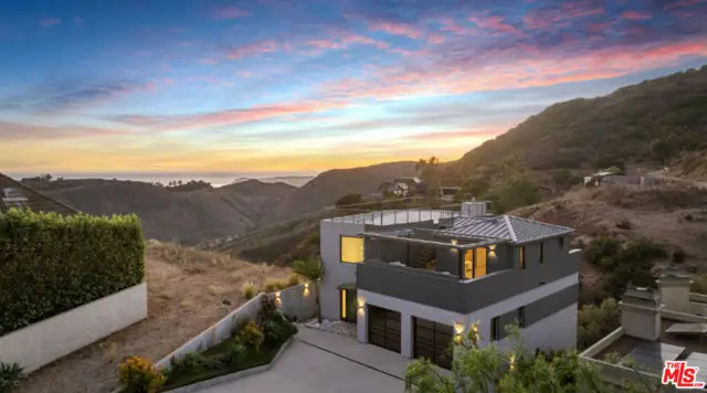 3004 Sequit Dr, Malibu, CA 90265 - #2