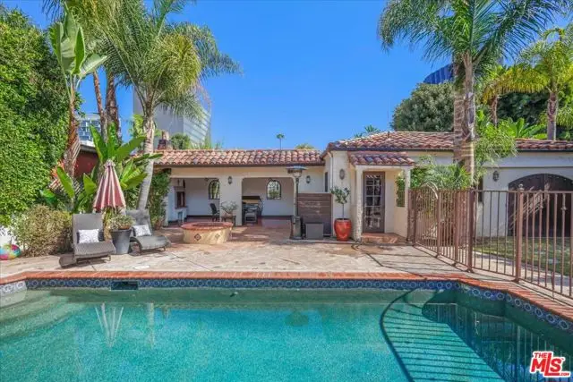 6119 Del Valle Drive, Los Angeles, CA 90048 - Image #1