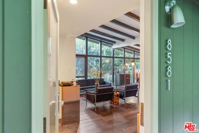 8581 Appian Way, Los Angeles, CA 90046 - Image #2