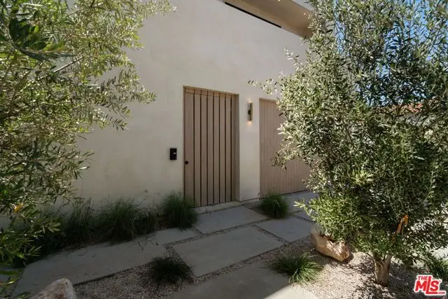 6638 Lindenhurst Ave., Los Angeles, CA 90048 - Image #2