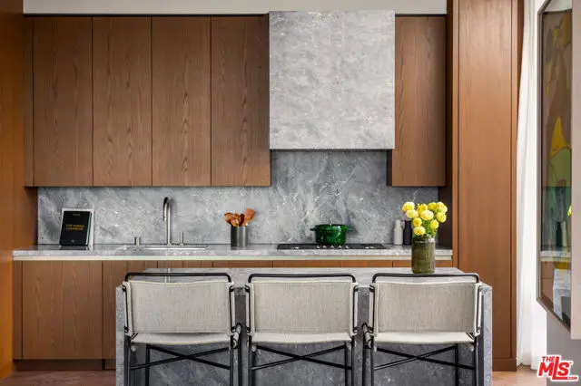 211 W Elm Court #14C, Los Angeles, CA 90067 - #3