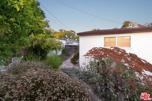 1809 N Rose Street, Burbank, CA 91505 - Image #2