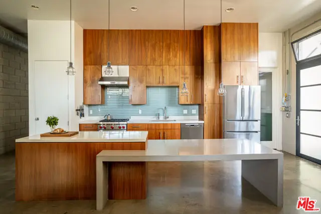 1534 17th Street #105, Santa Monica, CA 90404 - Image #1