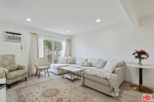 28915 Thousand Oaks Boulevard #186, Agoura Hills, CA 91301 - Image #2