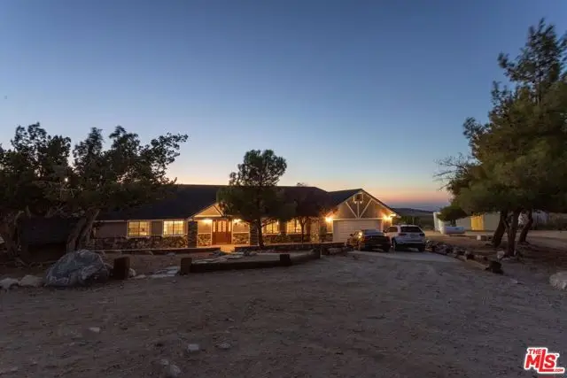 29243 Piani Road, Pearblossom, CA 93553 - Image #1