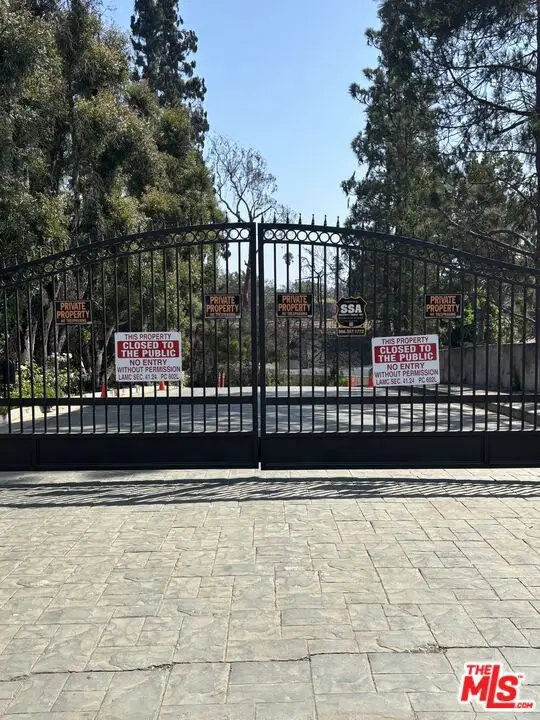 742 Patterson Place, Pacific Palisades, CA 90272 - Image #1