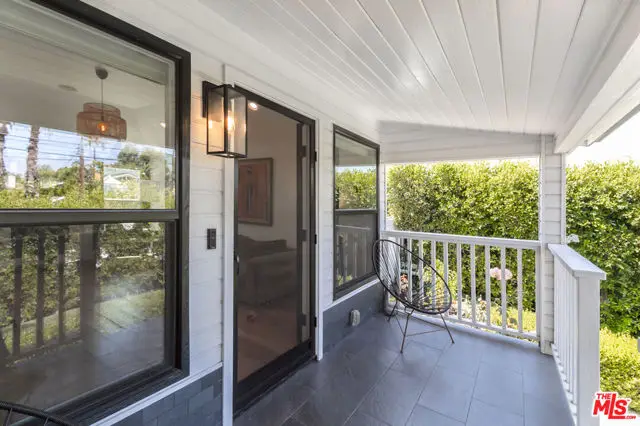 5433 Tampa Avenue, Tarzana, CA 91356 - Image #3