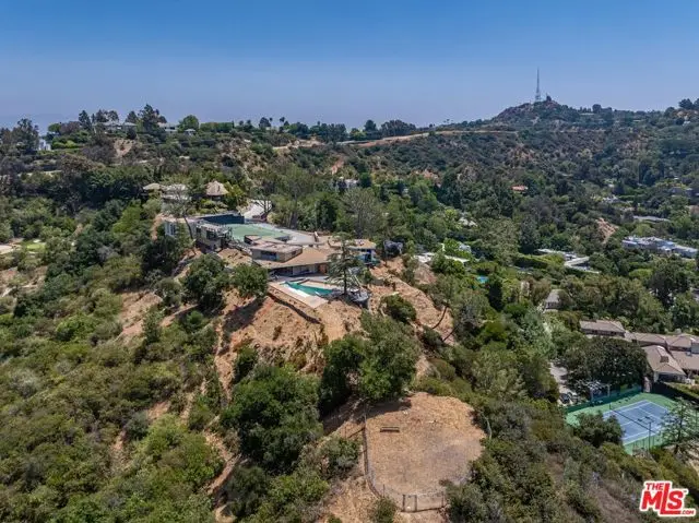 2859 Coldwater Canyon Drive, Beverly Hills, CA 90210 - Image #3