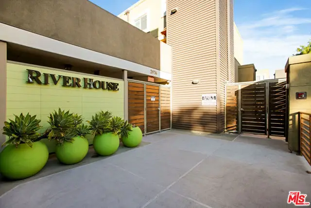 2978 Ripple Place #105, Los Angeles, CA 90039 - Image #1