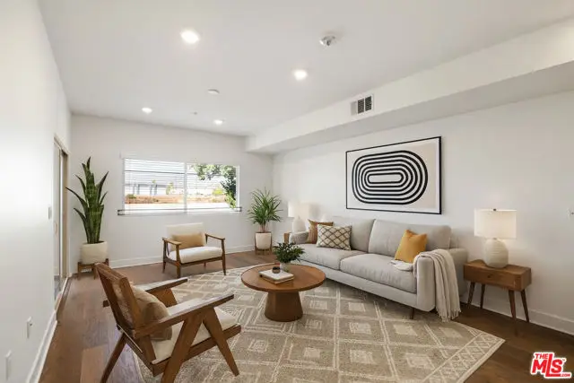 2978 Ripple Place #105, Los Angeles, CA 90039 - Image #2