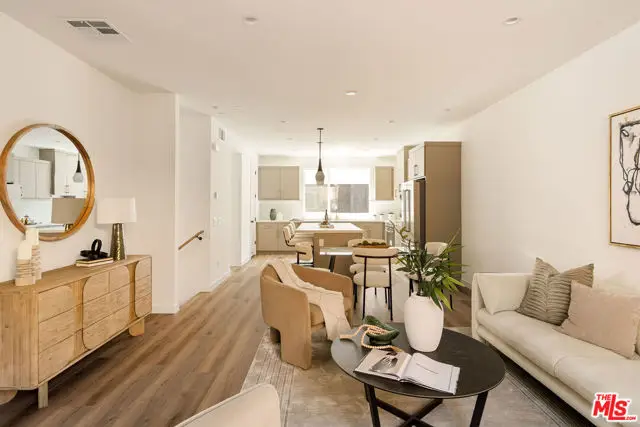 3851 N Riley Lane, Los Angeles, CA 90065 - Image #3