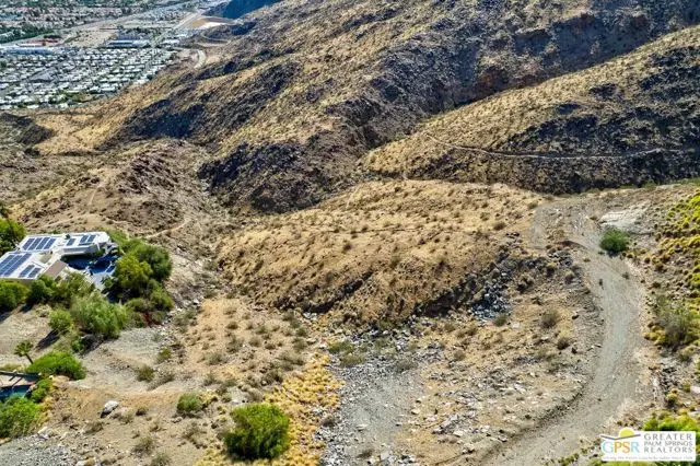 2390 Southridge Dr, Palm Springs, CA 92264 - Image #1
