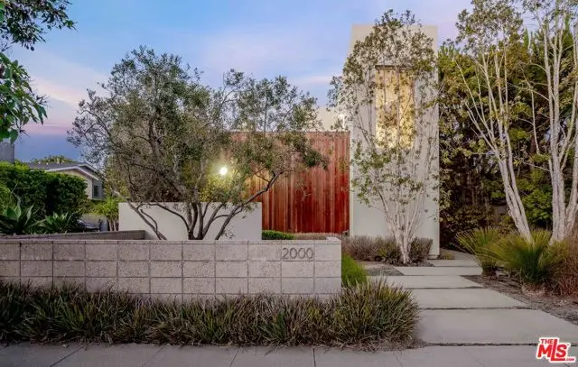 2000 Walnut Avenue, Venice, CA 90291 - Image #3