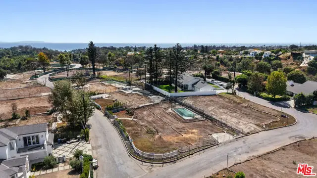 1085 Villa Grove Drive, Pacific Palisades, CA 90272 - Image #1