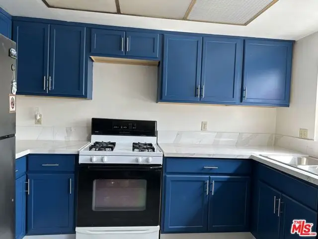 720 Waterloo Street #4, Los Angeles, CA 90026 - Image #2