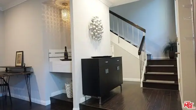 5644 Etiwanda Avenue #7, Tarzana, CA 91356 - Image #2