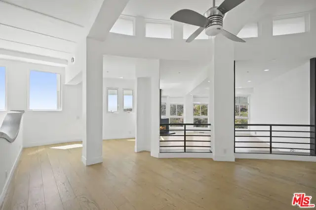 1562 Glen Oaks Boulevard, Pasadena, CA 91105 - Image #3