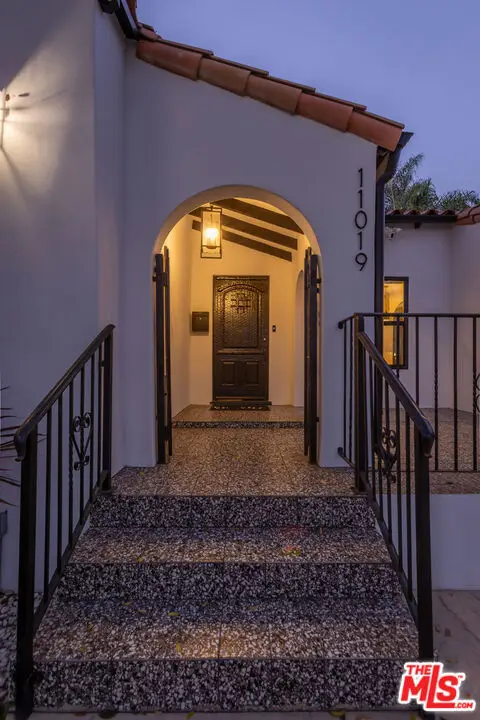 11019 Hortense Street, North Hollywood, CA 91602 - Image #2