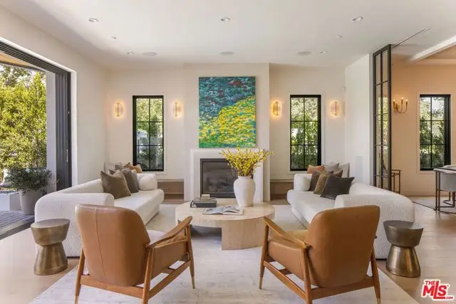 3935 Rhodes Avenue, Studio City, CA 91604 - Image #3