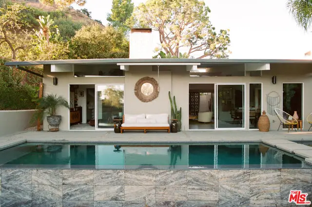 2102 Ridgemont Drive, Los Angeles, CA 90046 - Image #1