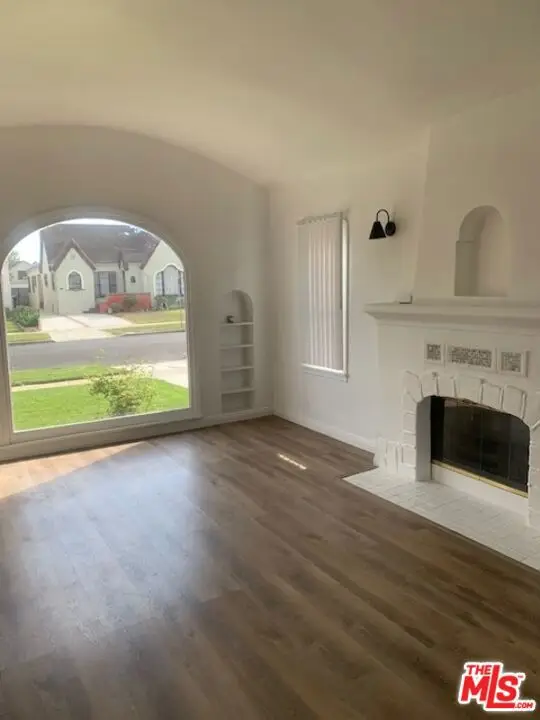 1937 W 80th Street, Los Angeles, CA 90047 - Image #3