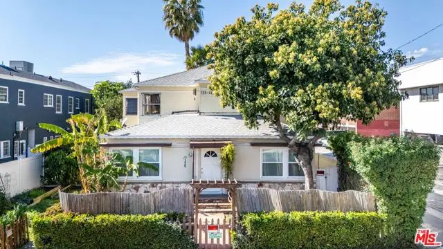 139 N Harper Avenue, Los Angeles, CA 90048 - Image #2