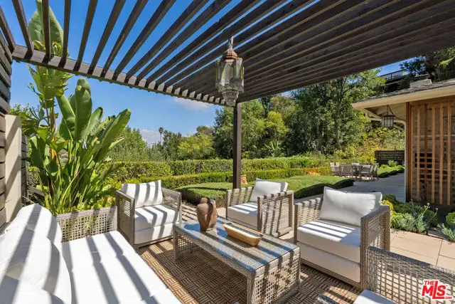 2206 Sunset Crest Drive, Los Angeles, CA 90046 - Image #1