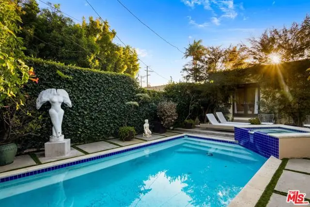 724 N Spaulding Avenue, Los Angeles, CA 90046 - Image #2