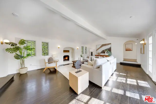 900 S Ridgeley Drive, Los Angeles, CA 90036 - Image #2