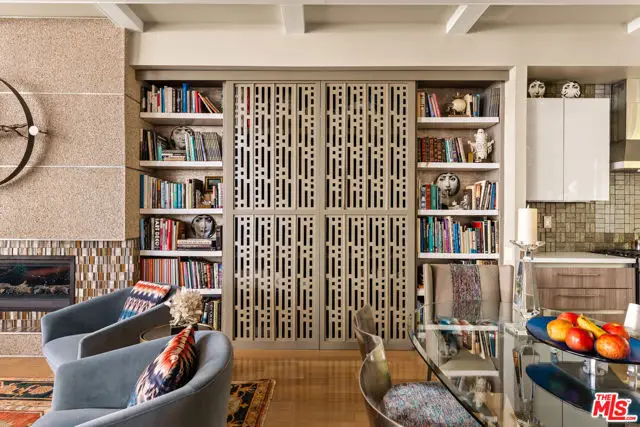 6732 W Hepburn Way, Los Angeles, CA 90038 - Image #3