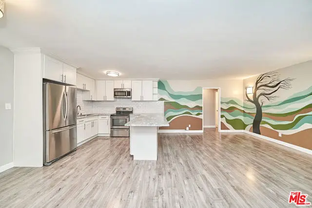 6520 Shirley Avenue #14, Reseda, CA 91335 - Image #1