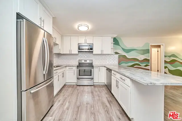 6520 Shirley Avenue #14, Reseda, CA 91335 - Image #3