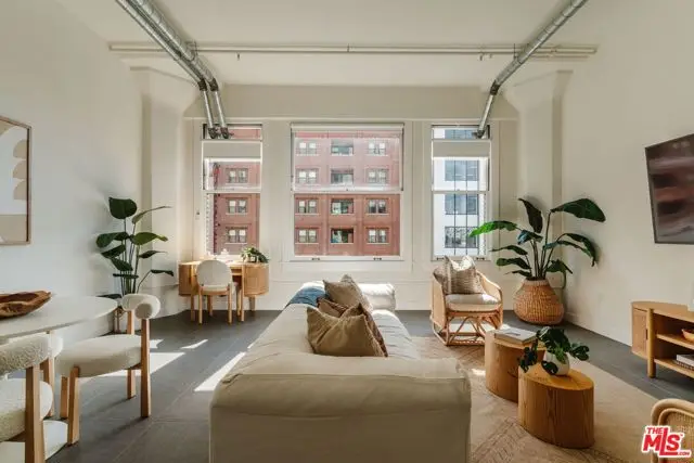 939 S Broadway #404, Los Angeles, CA 90015 - Image #1