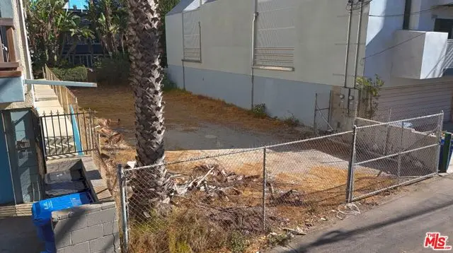 23 Wavecrest Avenue, Venice, CA 90291 - Image #3